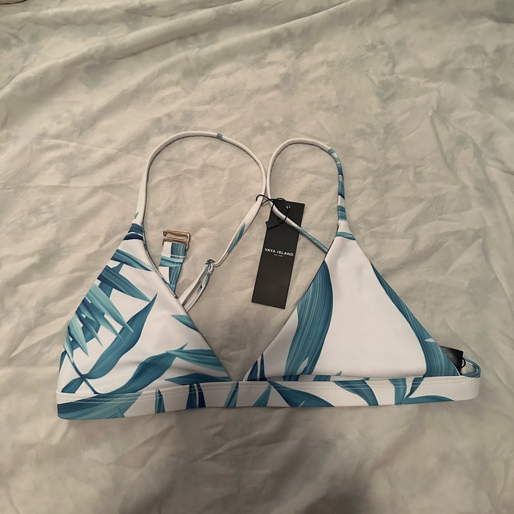 Vaya Island Triangle Bikini Top